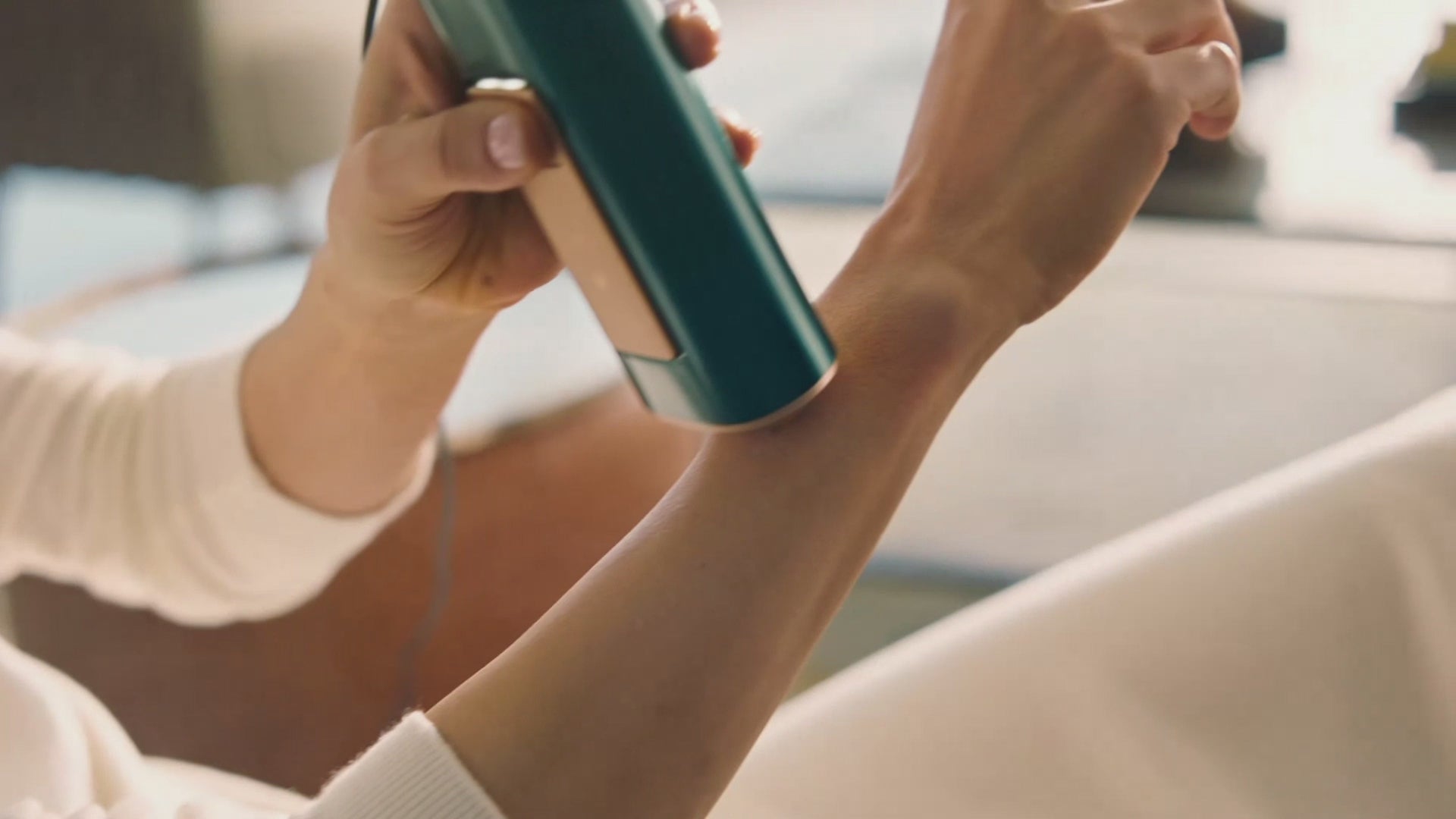 Încărcați videoclipul: 